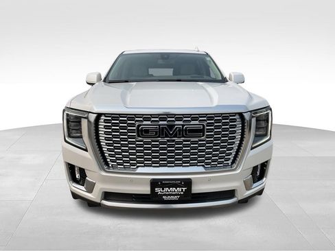 Used 2021 GMC Yukon XL Denali AWD/4WD image 28