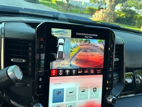 New 2025 RAM 3500 Limited image 15