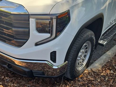 Certified 2023 GMC Sierra 1500 Pro w/ Pro Value Package AWD/4WD image 10