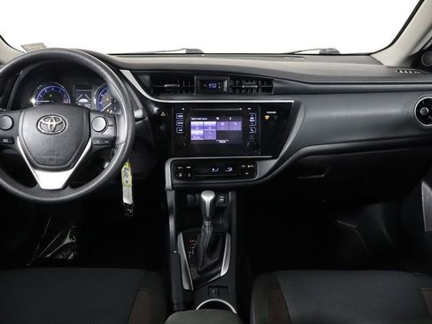 Used 2017 Toyota Corolla LE w/ Carpet Mat Package (TMS) FWD image 13