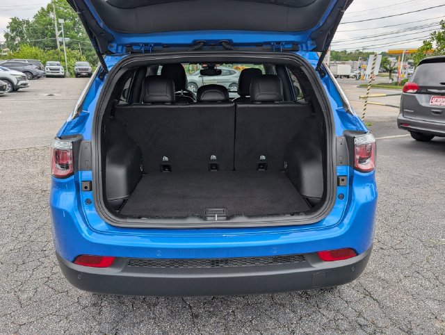 Used 2024 Jeep Compass Limited AWD/4WD image 13