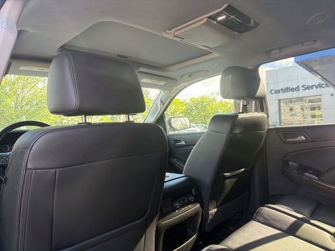 Used 2020 Chevrolet Tahoe LT AWD/4WD image 19