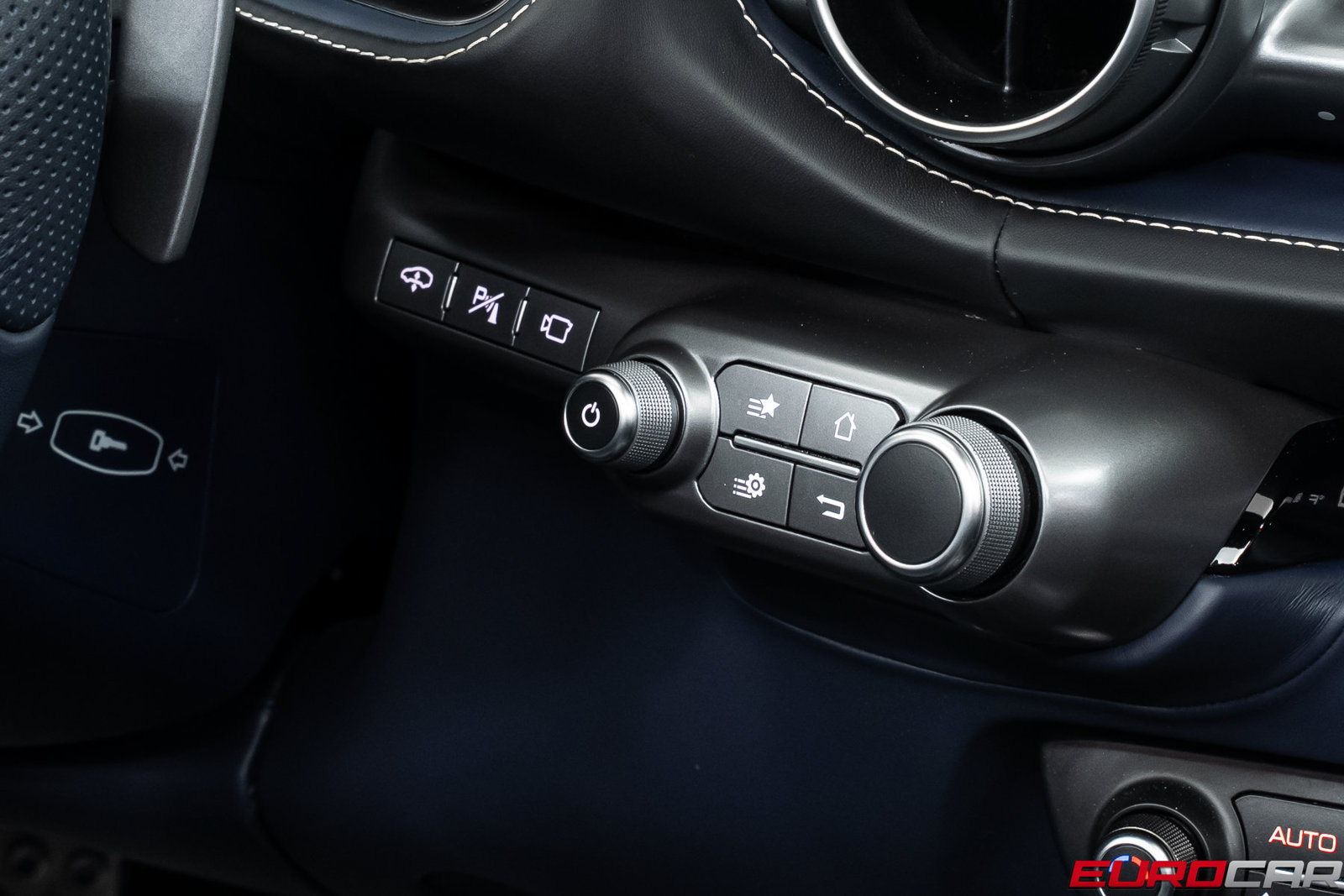 Used 2022 Ferrari 812 GTS RWD image 35