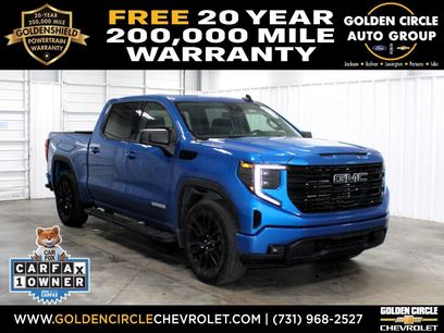 Used 2023 GMC Sierra 1500 Elevation w/ LPO, Elevation Black Package