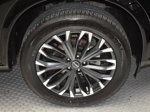 Certified 2026 Nissan Rogue Platinum w/ Platinum Premium Package AWD/4WD image 37