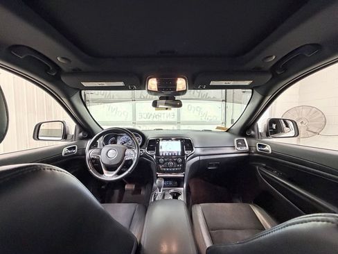 Used 2021 Jeep Grand Cherokee Laredo X AWD/4WD image 26