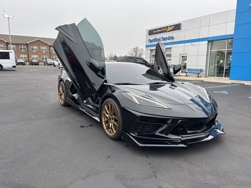 Used 2023 Chevrolet Corvette Stingray Convertible w/ Z51 Performance Package image 30