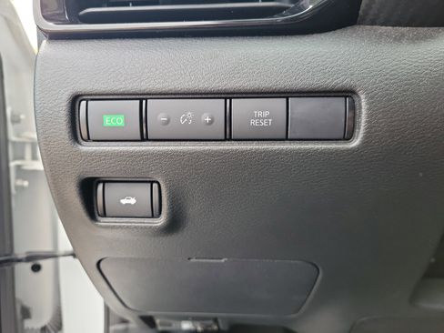 Certified 2023 Nissan Sentra SV image 23