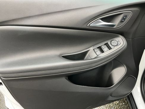 Used 2025 Buick Encore GX Preferred image 20