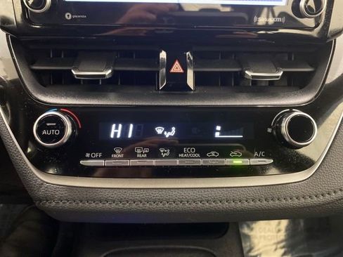 Certified 2022 Toyota Corolla SE image 25