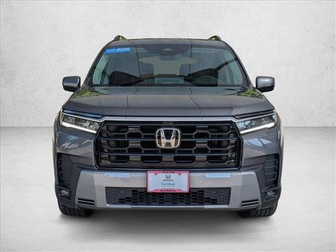 Certified 2026 Honda Pilot Elite image 2