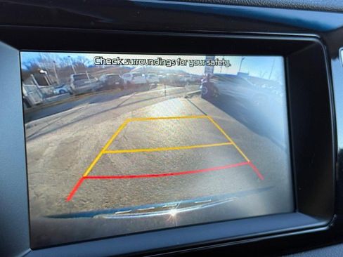 Used 2019 Kia Niro EX image 21