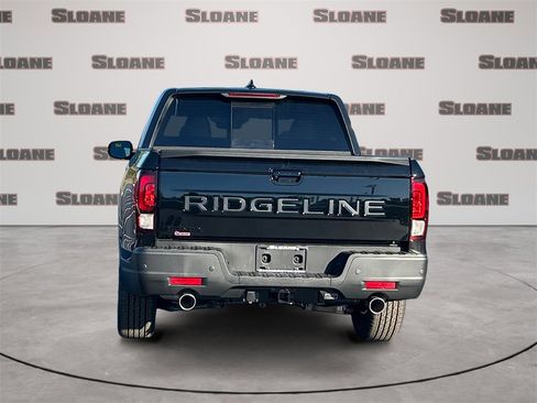 New 2026 Honda Ridgeline Black Edition image 4