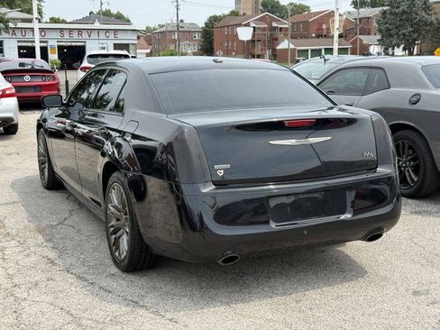Used 2014 Chrysler 300 C RWD image 5