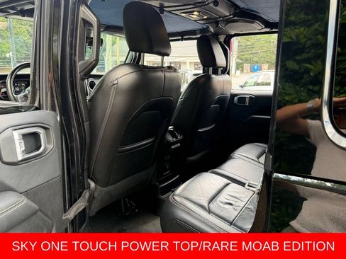 Used 2019 Jeep Wrangler Unlimited Sahara w/ Quick Order Package 24M Moab AWD/4WD image 30