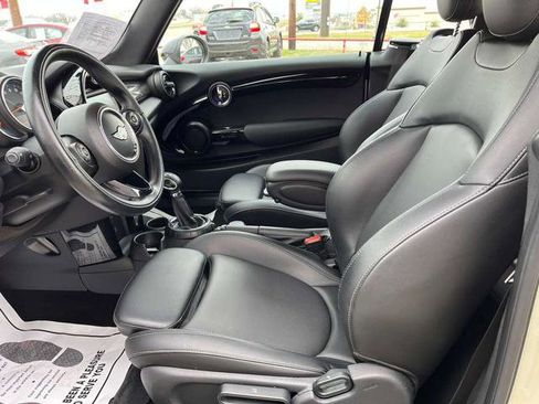 Used 2016 MINI Cooper S image 13