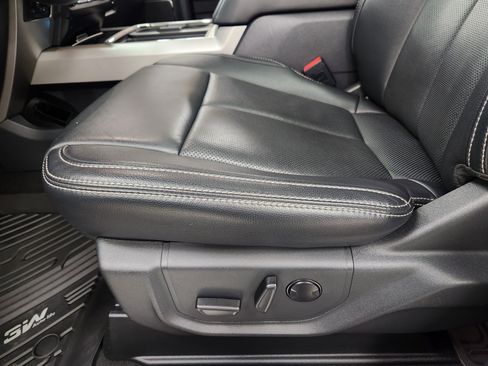 Used 2022 Ford F250 Lariat w/ Lariat Ultimate Package image 15