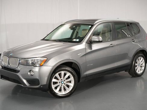 Used 2017 BMW X3 xDrive28i AWD/4WD image 1