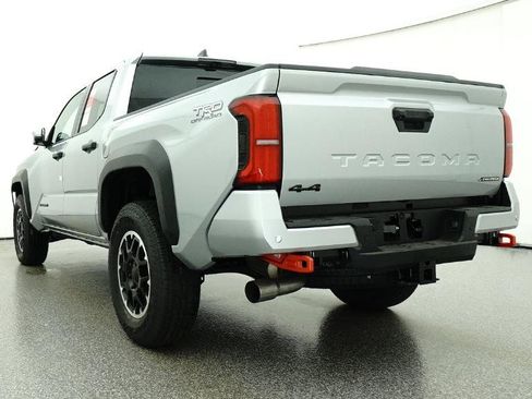 New 2026 Toyota Tacoma TRD Off-Road AWD/4WD image 11