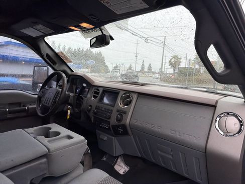 Used 2011 Ford F350 King Ranch image 10