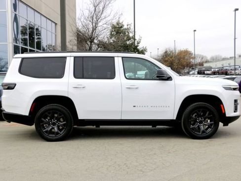 New 2026 Jeep Grand Wagoneer Limited image 4