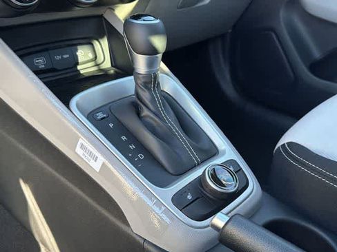 New 2026 Hyundai Venue SEL image 24