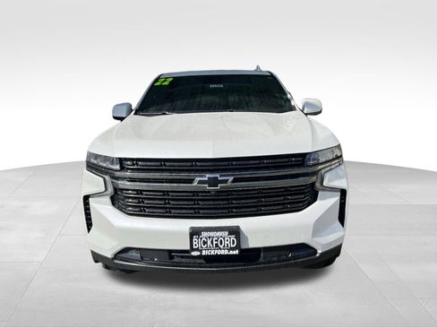 Used 2022 Chevrolet Tahoe RST w/ Luxury Package AWD/4WD image 2