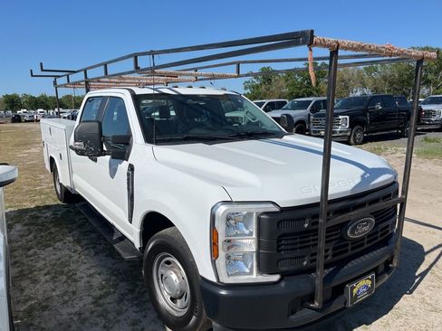 Used 2024 Ford F250 XL RWD image 2