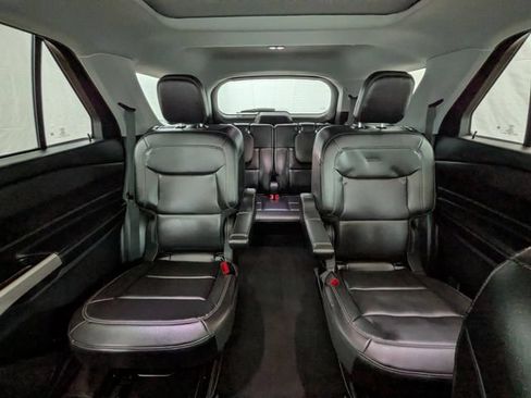 Certified 2023 Ford Explorer XLT w/ Equipment Group 202A AWD/4WD image 19
