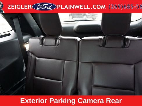 Used 2025 Ford Explorer Platinum w/ LUX Leather Package AWD/4WD image 13