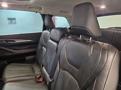Used 2023 INFINITI QX60 Luxe w/ Cargo Package image 14