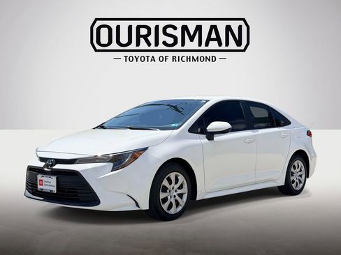 Certified 2025 Toyota Corolla LE FWD image 23