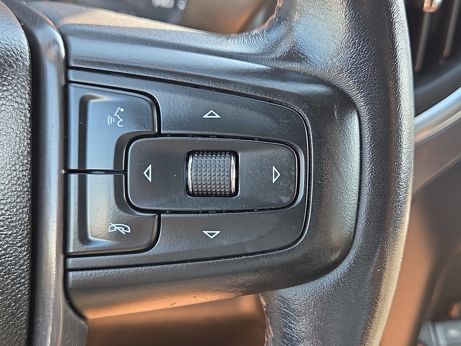 Used 2019 GMC Sierra 1500 AT4 w/ AT4 Premium Package AWD/4WD image 22
