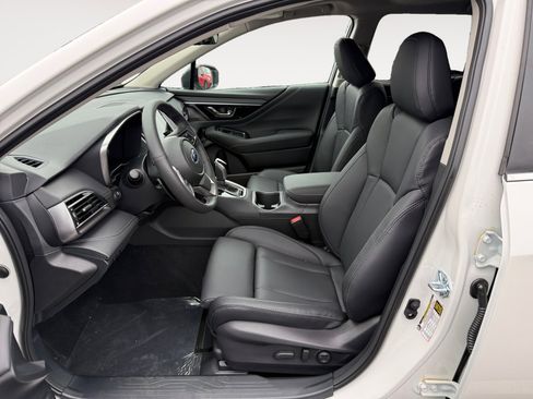 New 2025 Subaru Outback Limited image 10