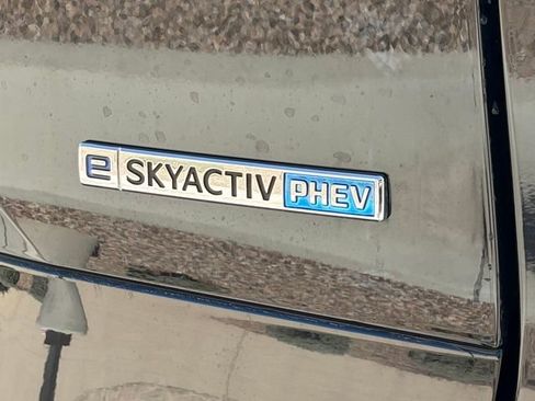 Used 2024 MAZDA CX-90 Plug-In Hybrid w/ Preferred image 5