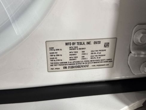 Used 2020 Tesla Model S Performance AWD/4WD image 32