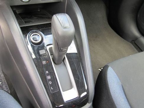 Certified 2025 Nissan Versa SV image 25