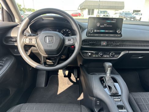 Used 2024 Honda HR-V LX image 15
