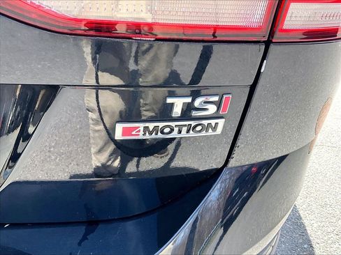 Used 2018 Volkswagen Golf Alltrack SE image 7