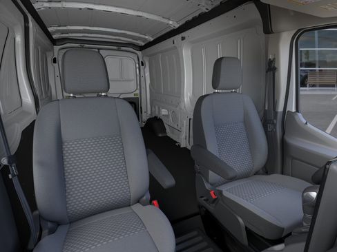 New 2026 Ford Transit 250 148 Medium Roof RWD image 10