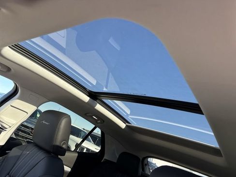 New 2026 Buick Envision Avenir image 22