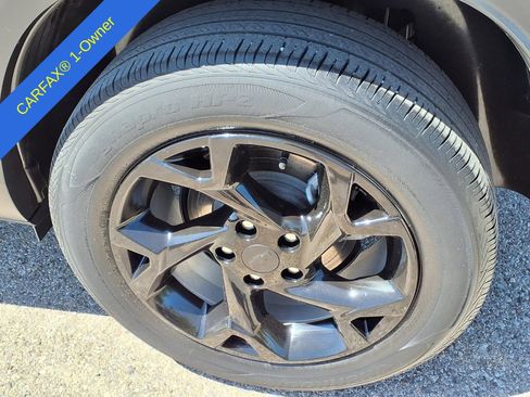 Used 2024 Chevrolet Trax LS w/ LS Convenience Package FWD image 10