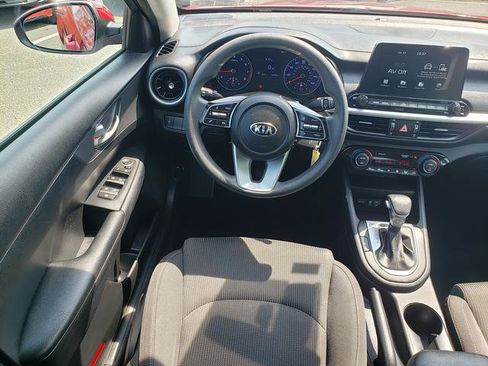 Used 2019 Kia Forte LXS FWD image 15