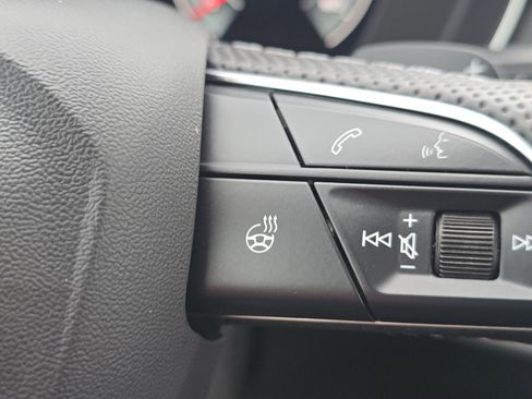 Used 2022 Audi A4 2.0T Premium Plus image 26