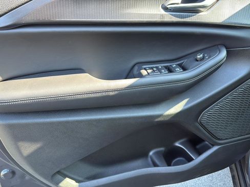 New 2025 Jeep Grand Cherokee Altitude image 13