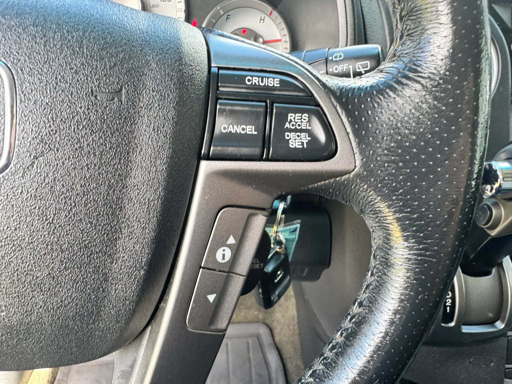 Used 2015 Honda Pilot Touring image 30