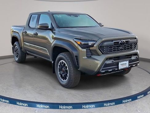 New 2026 Toyota Tacoma TRD Off-Road AWD/4WD image 2