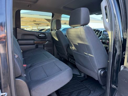 Used 2020 GMC Sierra 1500 Elevation w/ Elevation Value Package image 17