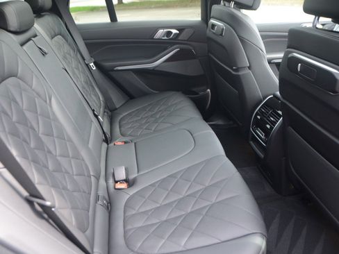 Used 2024 BMW X5 xDrive40i AWD/4WD image 14