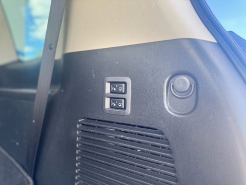 Used 2018 Nissan Armada SL image 63